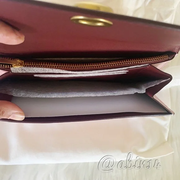 NWT Coach 1941 Glovetanned Leather Turnlock Envelope Wallet - Picture 5 of 7
